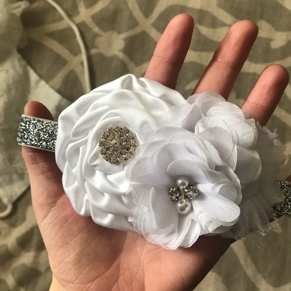 *SOLD* Boutique lace onesie and headband - Picture 6 of 6